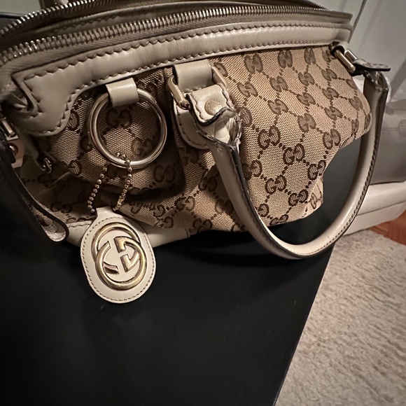 Gucci handbag - Picture 2 of 4